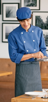 ダブルとシングルをそろえて、軽くてストレッチの効いたデニム調素材のコックシャツが新登場!!